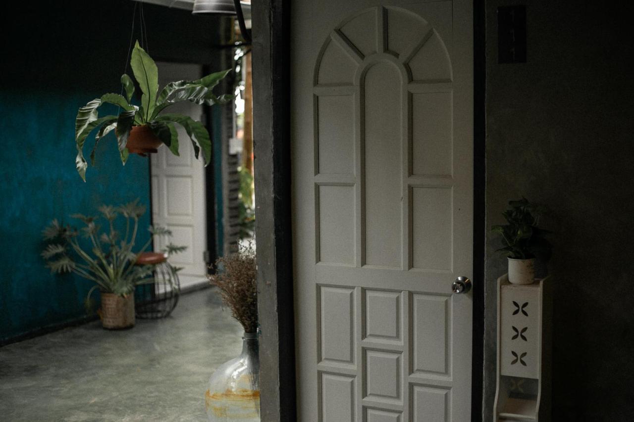 Baannokhook Home&Cafe Surat Thani Ngoại thất bức ảnh